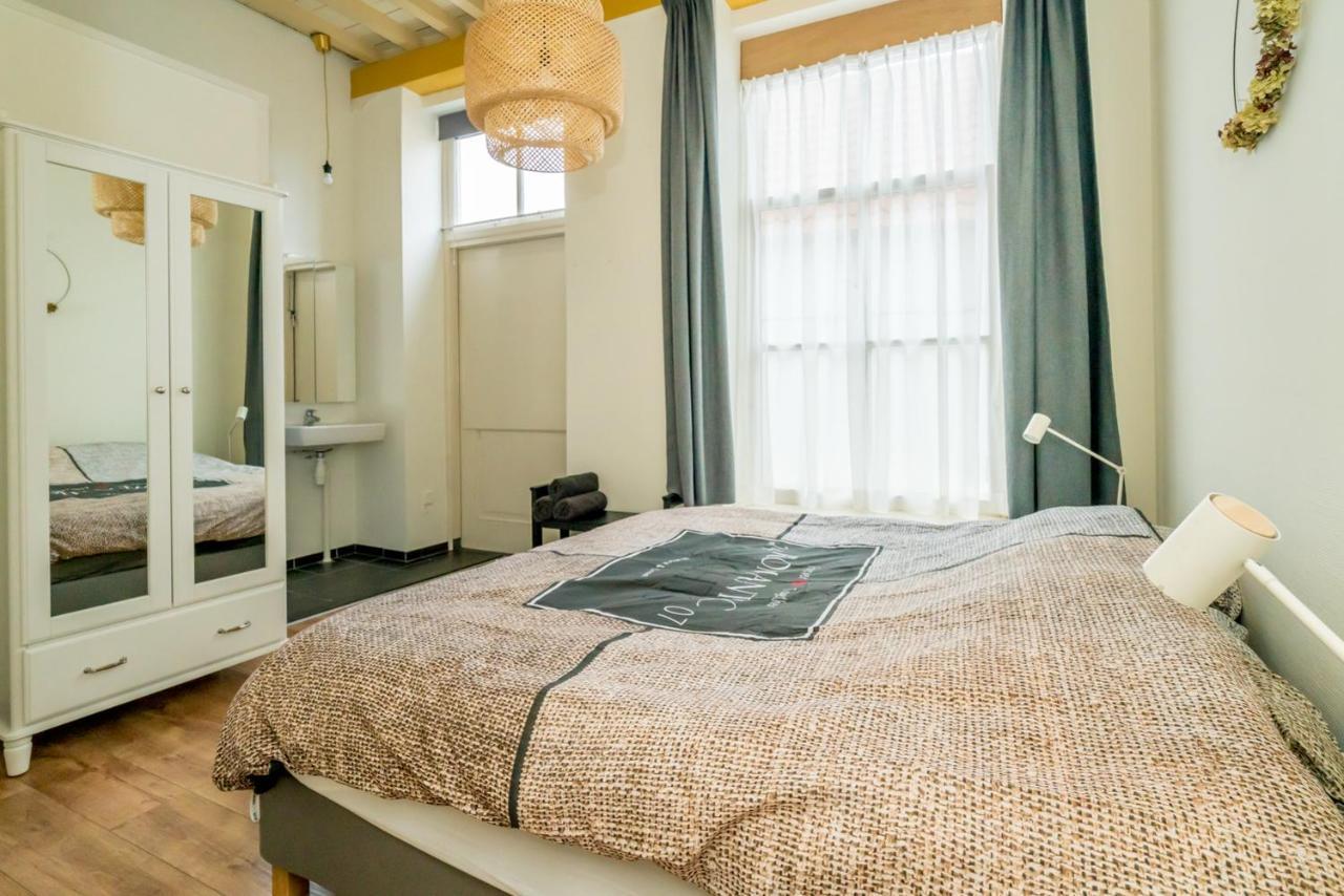 Pakhuis De Venkel Apartment Zierikzee Bagian luar foto